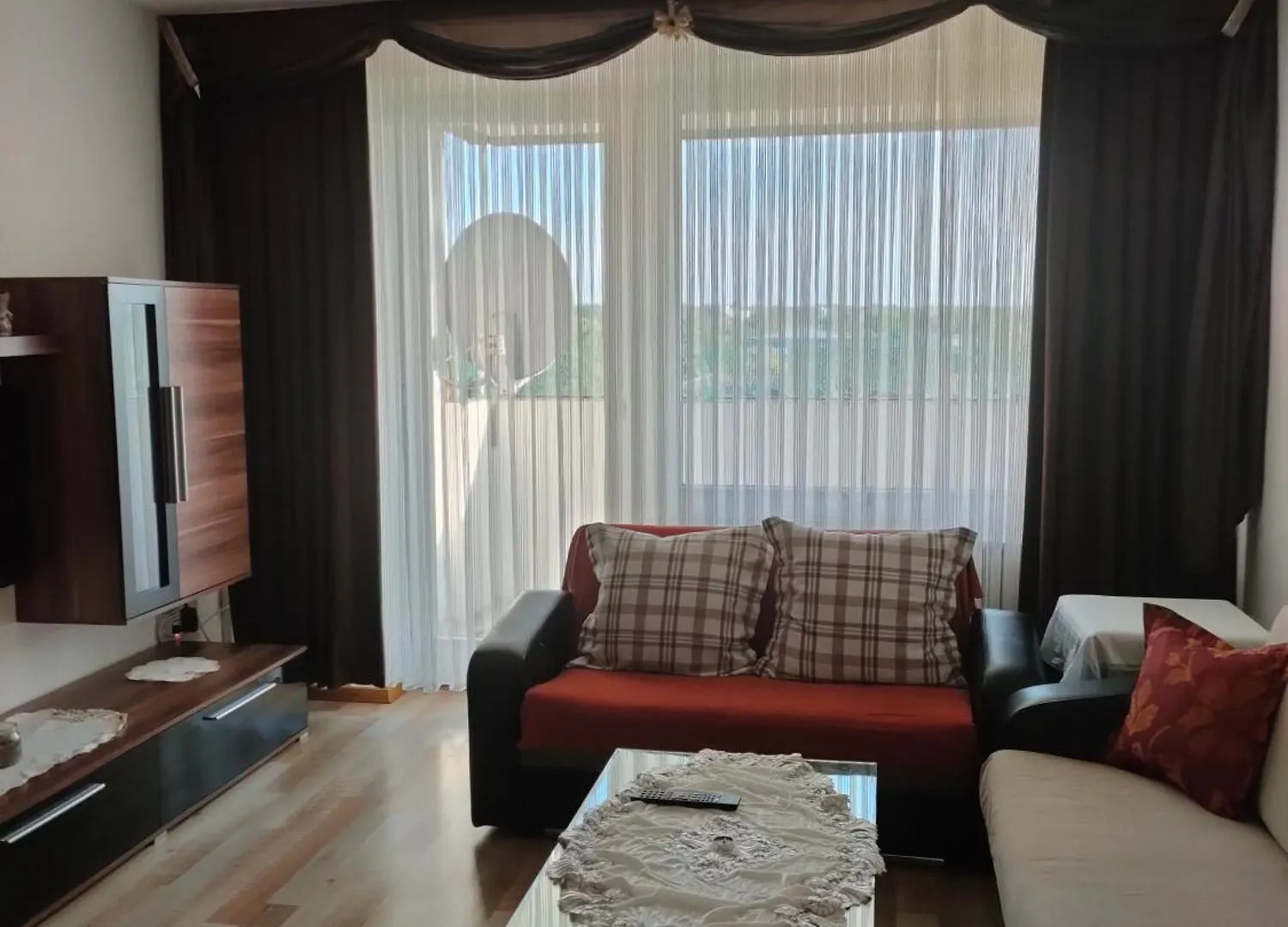 48 Qm Whole Apartment To Rent Out Near Ini And Mhh Hannover 0*,  Německo